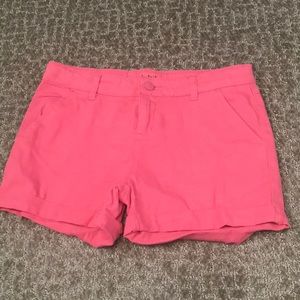 pink shorts